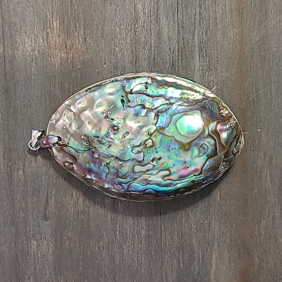 Abalone Shell Pendant - Picture 2 of 4